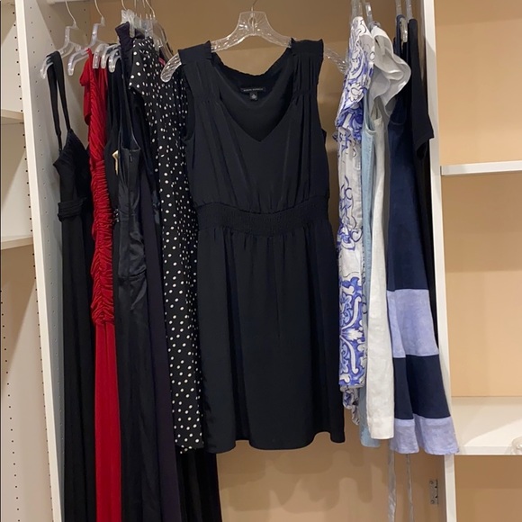 Banana Republic Dresses & Skirts - Banana Republic brand new black dress
